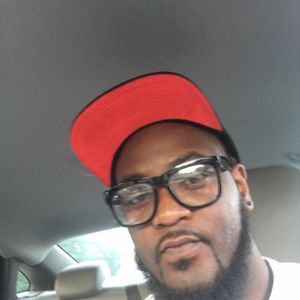 Meet your Posher, Tray